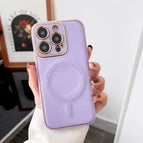 Purple / iPhone 15