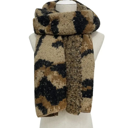 Leopard Print Diagonal Edge Wool Scarf