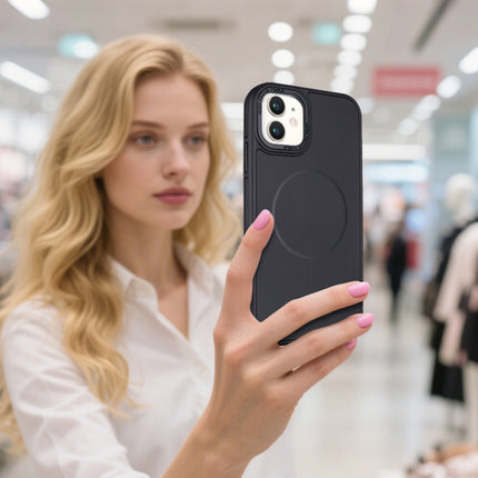 iPhone 11 SideGrip Mag Case