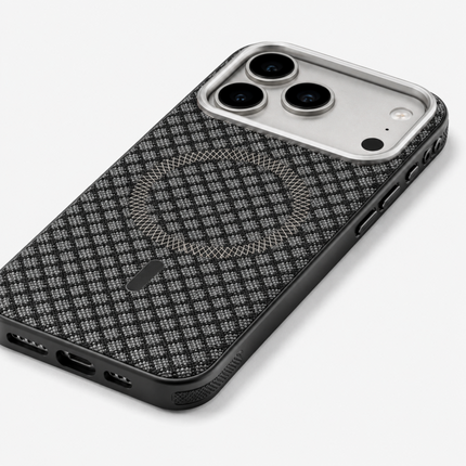 iPhone 17 Pro Shiny Luxe Case