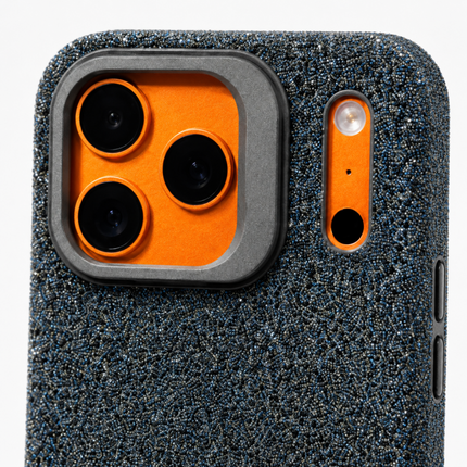 iPhone 17 Pro Max Shiny stand case